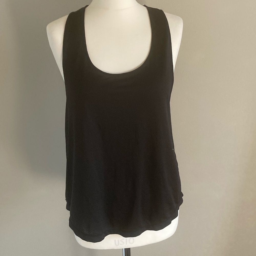 Black light weight tank